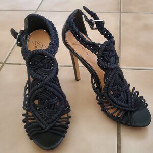 NWOT Badgley Mischka Strappy Heels – Size 9.5